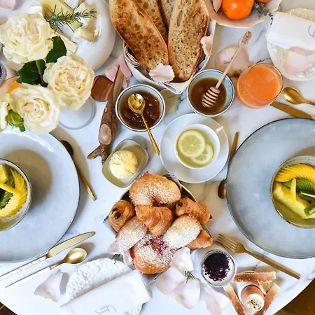 De Saint-remy - Restaurant Gastronomique Etoile Fj 4*